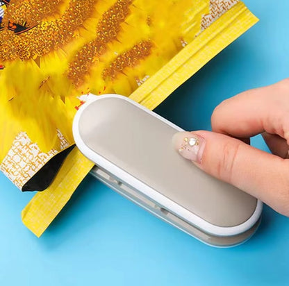 FreshSeal™ – Handheld Mini-Lebensmittelversiegelungsgerät für frischere Lebensmittel